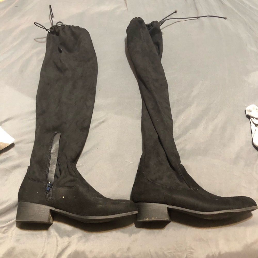 Black boots